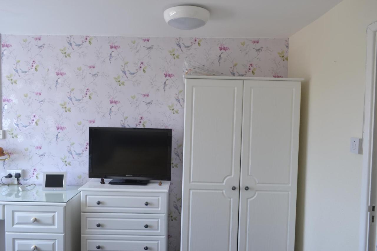 The Lawns Tea Room And B&B Ashcott Exteriér fotografie